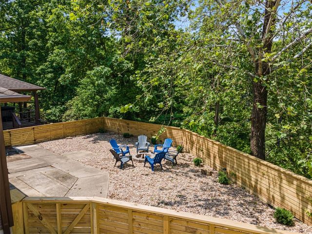 19166 Pinecrest Trail, Rogers, AR 72756