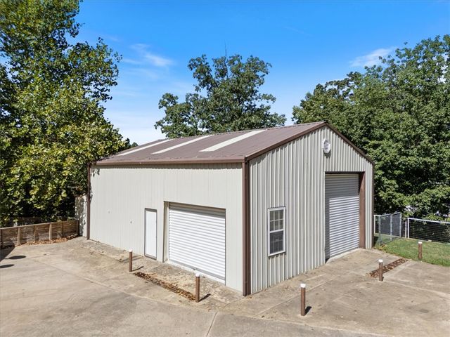 19166 Pinecrest Trail, Rogers, AR 72756
