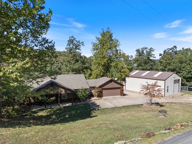 19166 Pinecrest Trail, Rogers, AR 72756