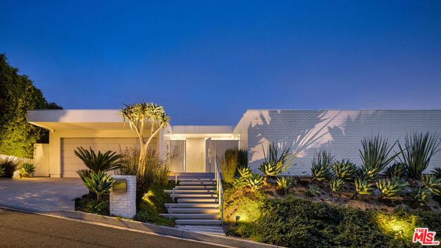 1476 Carla, Beverly Hills, CA 90210