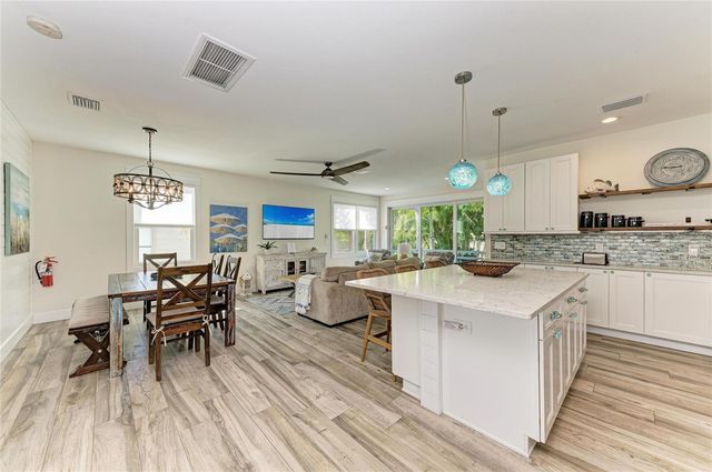 122 BEACH AVENUE, Anna Maria, FL 34216