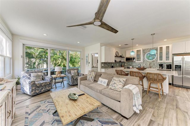 122 BEACH AVENUE, Anna Maria, FL 34216