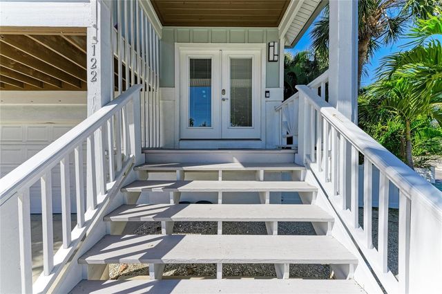 122 BEACH AVENUE, Anna Maria, FL 34216