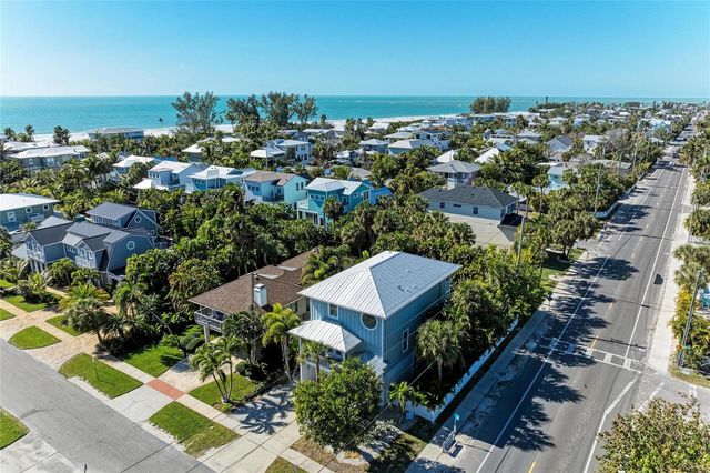 122 BEACH AVENUE, Anna Maria, FL 34216