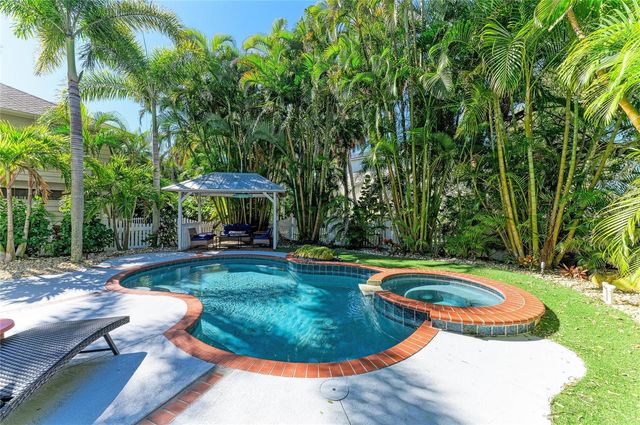 122 BEACH AVENUE, Anna Maria, FL 34216