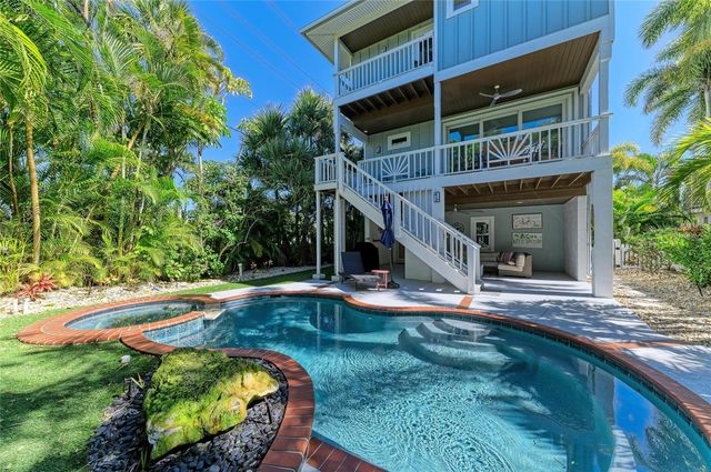 122 BEACH AVENUE, Anna Maria, FL 34216