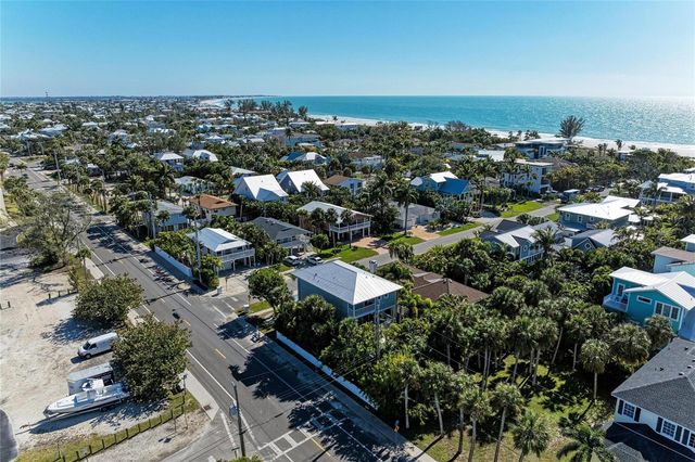 122 BEACH AVENUE, Anna Maria, FL 34216