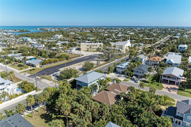 122 BEACH AVENUE, Anna Maria, FL 34216