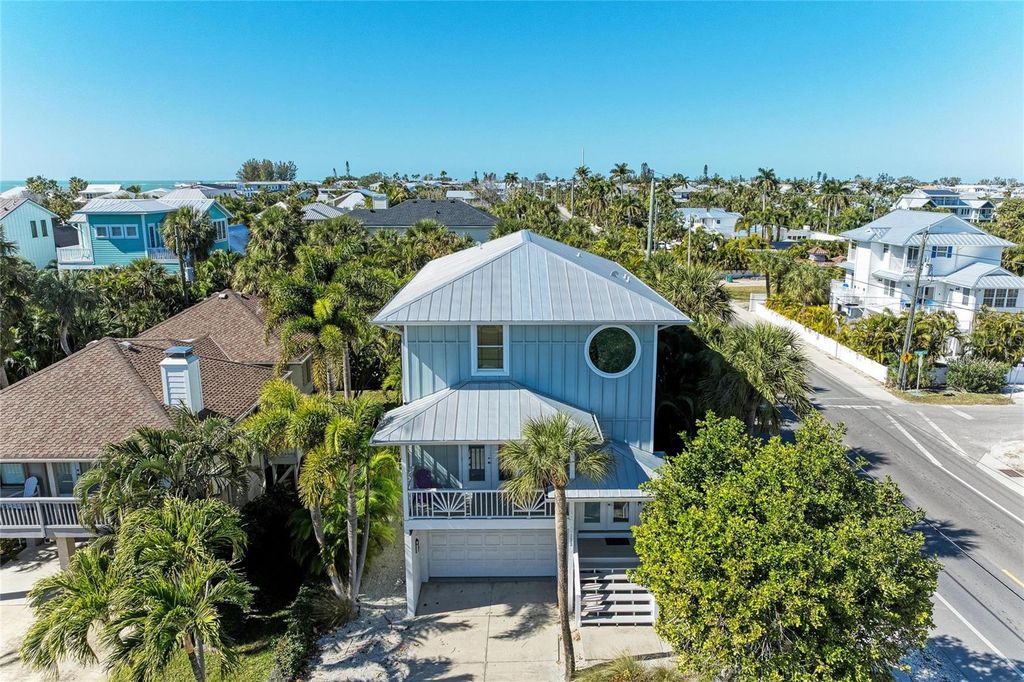 122 BEACH AVENUE, Anna Maria, FL 34216