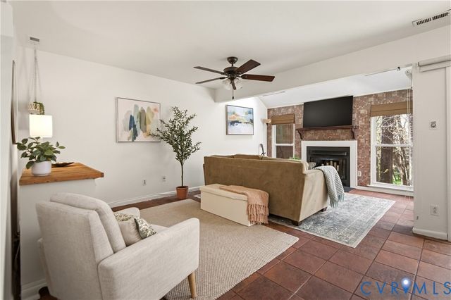 4816 Long Shadow Dr, Midlothian, VA 23112