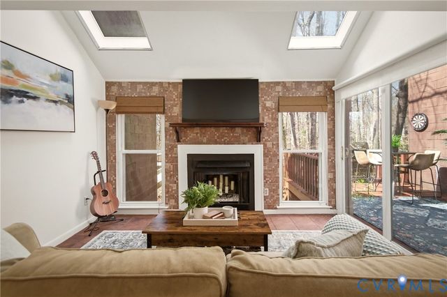 4816 Long Shadow Dr, Midlothian, VA 23112