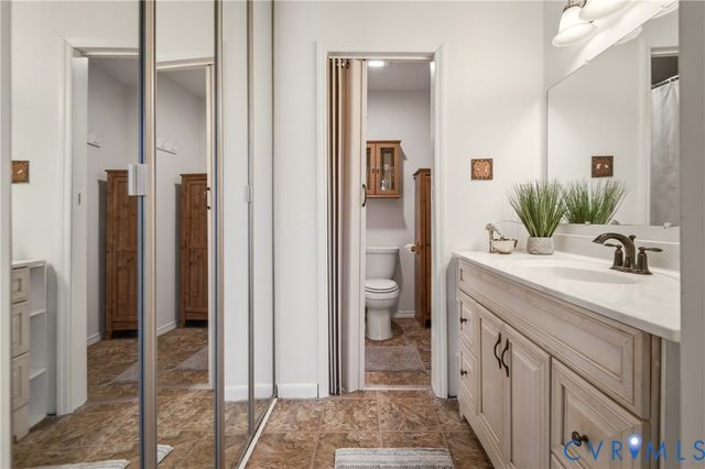 4816 Long Shadow Dr, Midlothian, VA 23112