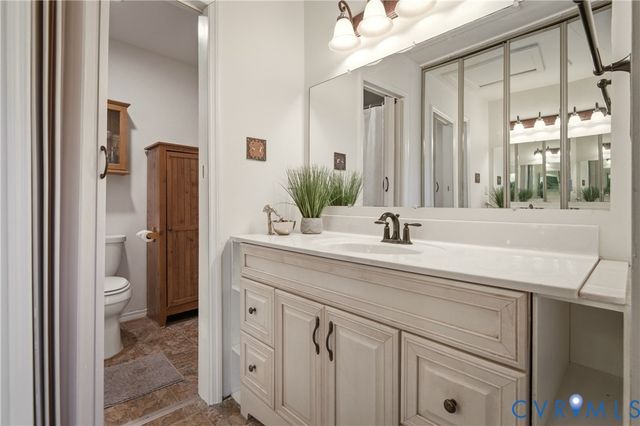 4816 Long Shadow Dr, Midlothian, VA 23112