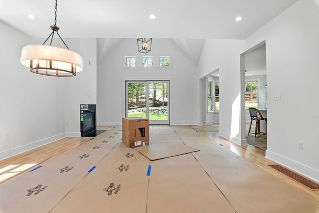 83 Johnson Woods Drive 83, Reading, MA 01867