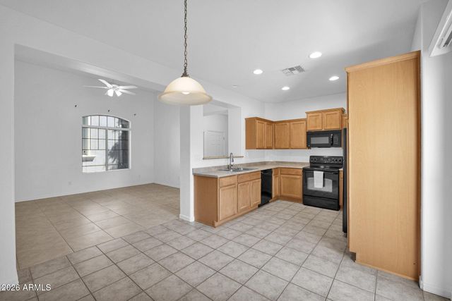 3708 W VIVIAN Court, Phoenix, AZ 85086