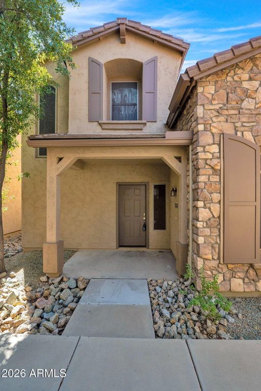 3708 W VIVIAN Court, Phoenix, AZ 85086