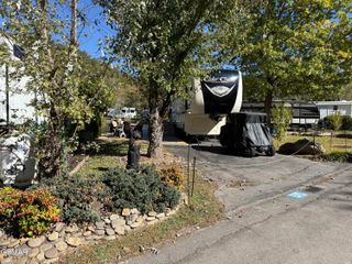 4229 E Parkway #375, Gatlinburg, TN 37738