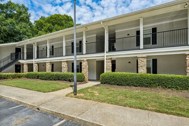 1150 Collier Road NW 13D, Atlanta, GA 30318