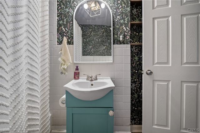 812 Avery Ave, Syracuse, NY 13204