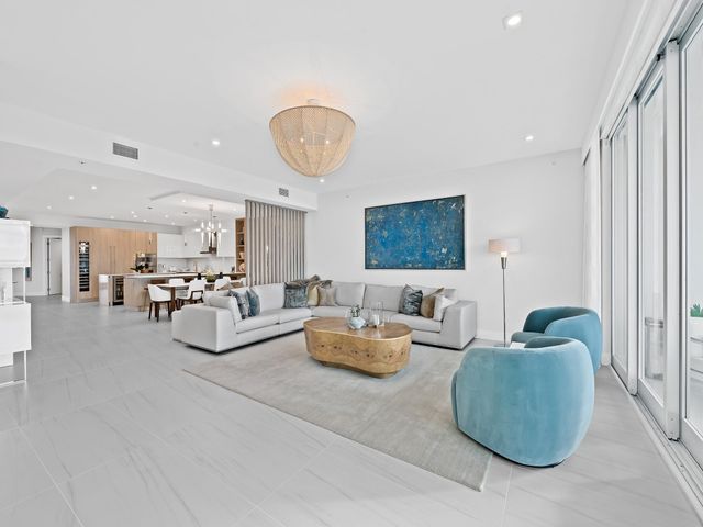 321 N Birch Road 1002, Fort Lauderdale, FL 33304