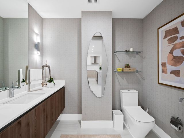 321 N Birch Road 1002, Fort Lauderdale, FL 33304