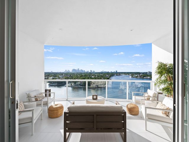 321 N Birch Road 1002, Fort Lauderdale, FL 33304