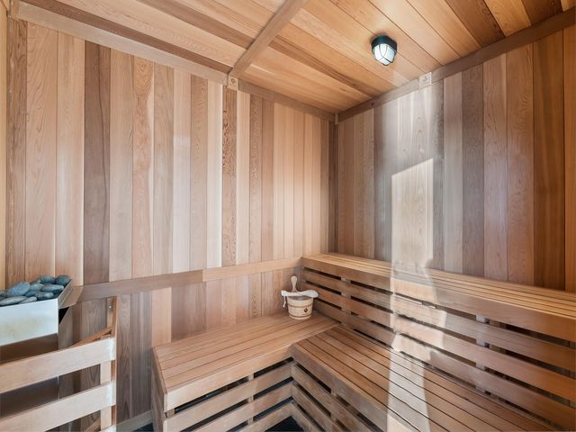 321 N Birch Road 1002, Fort Lauderdale, FL 33304