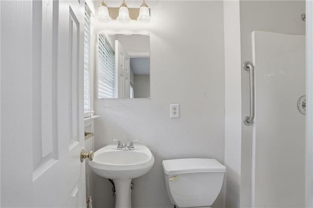 950 Old Canton Road, Marietta, GA 30068