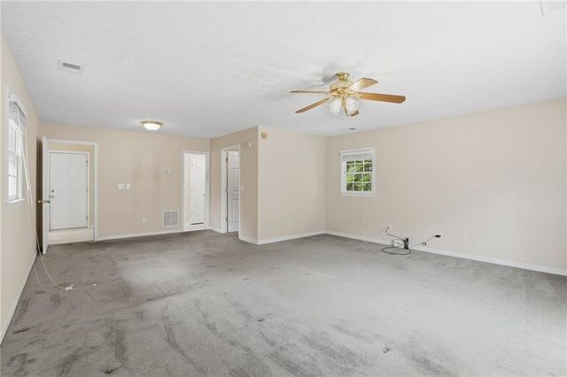 950 Old Canton Road, Marietta, GA 30068