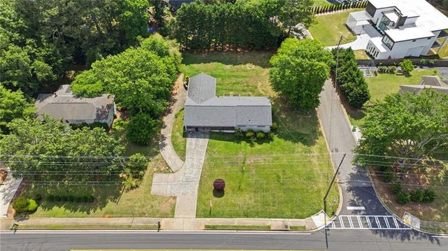950 Old Canton Road, Marietta, GA 30068