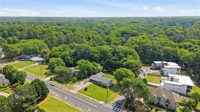 950 Old Canton Road, Marietta, GA 30068