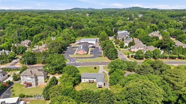 950 Old Canton Road, Marietta, GA 30068