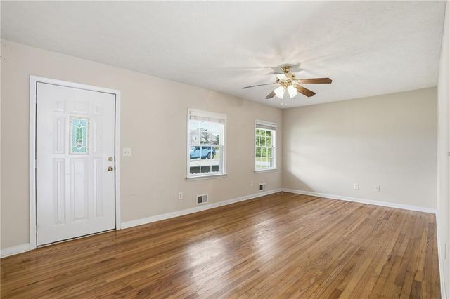 950 Old Canton Road, Marietta, GA 30068