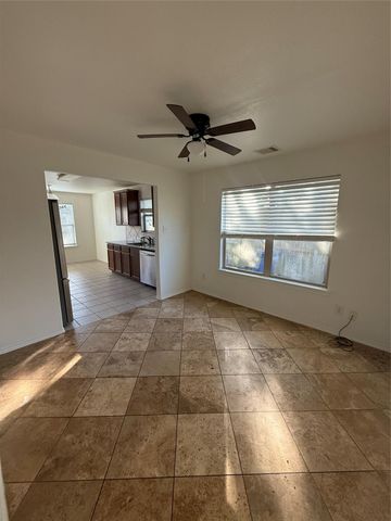 4330 Sprangletop Avenue, Baytown, TX 77521