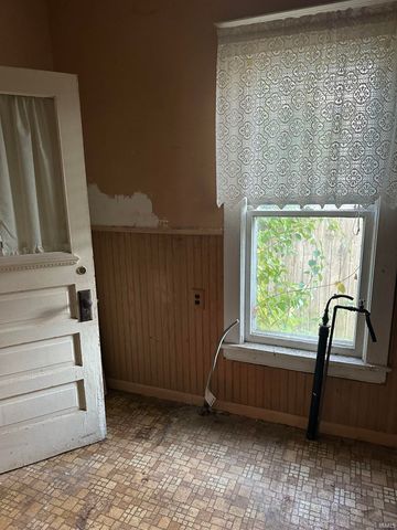 1133 E Donald Street, South Bend, IN 46613