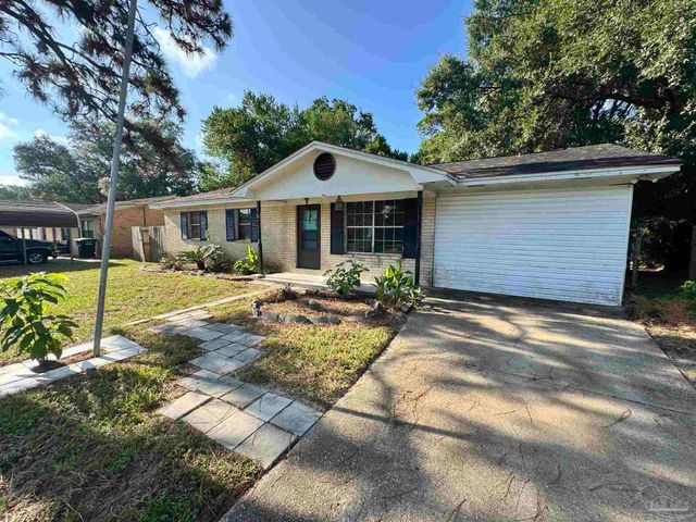 2075 Curry Cir, Pensacola, FL 32504