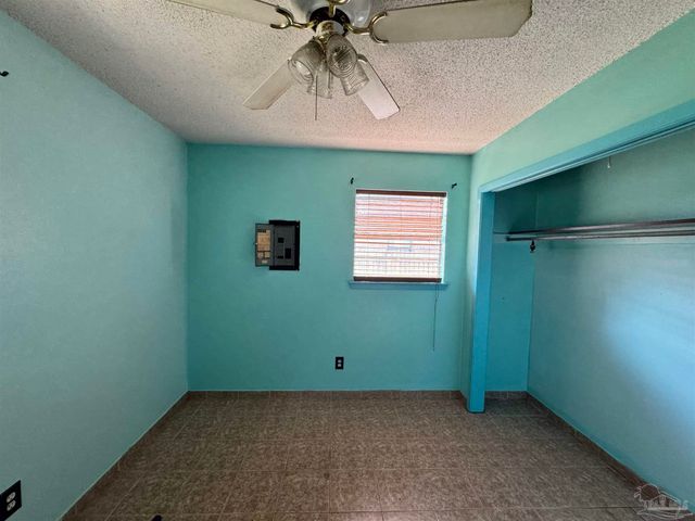 2075 Curry Cir, Pensacola, FL 32504