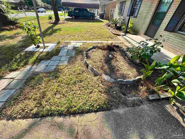 2075 Curry Cir, Pensacola, FL 32504