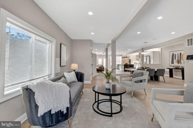 3151 NEWTON ST NE, Washington, DC 20018