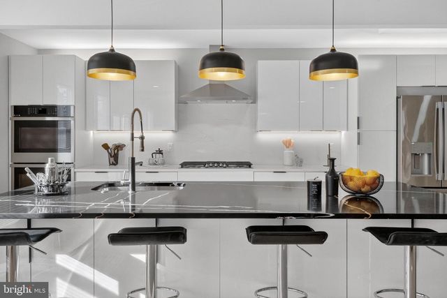 3151 NEWTON ST NE, Washington, DC 20018