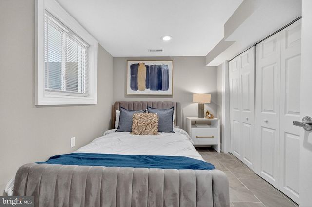 3151 NEWTON ST NE, Washington, DC 20018