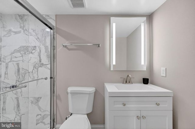 3151 NEWTON ST NE, Washington, DC 20018