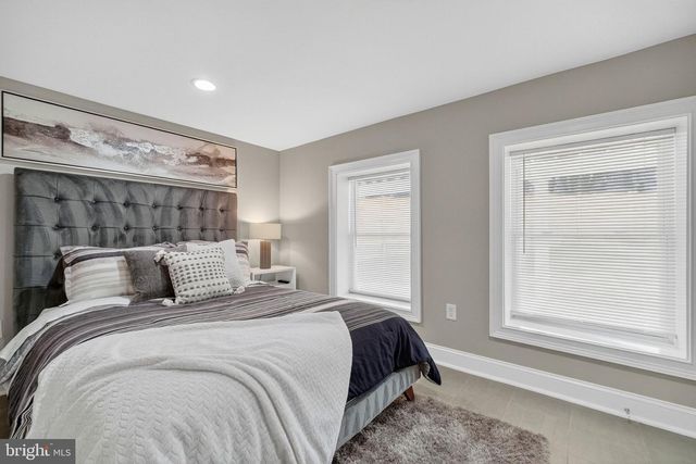 3151 NEWTON ST NE, Washington, DC 20018