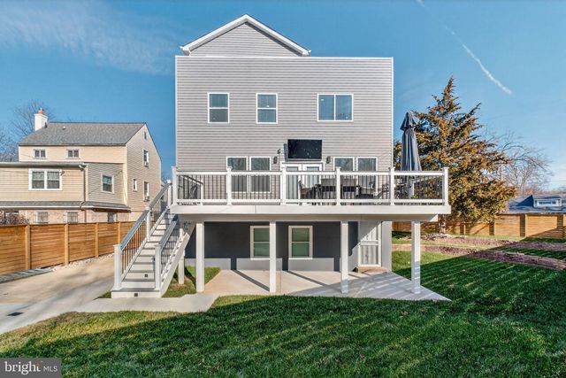 3151 NEWTON ST NE, Washington, DC 20018