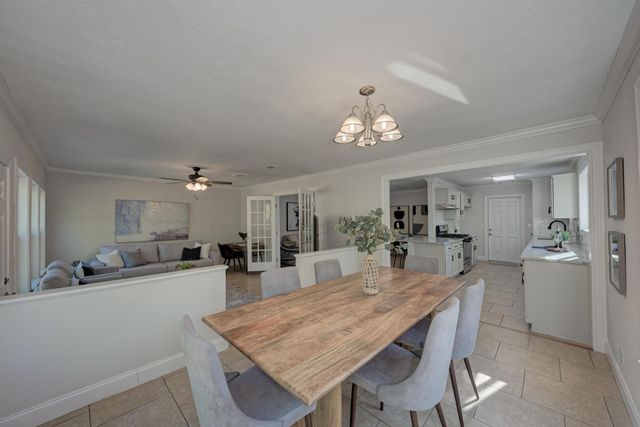 3206 BARNSLEY DR, Austin, TX 78745