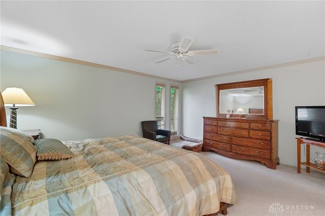 1211 Runnymede Road, Oakwood, OH 45419