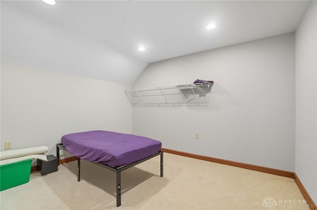 1211 Runnymede Road, Oakwood, OH 45419