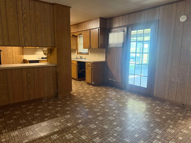 5018 Bayouside Dr, Chauvin, LA 70344