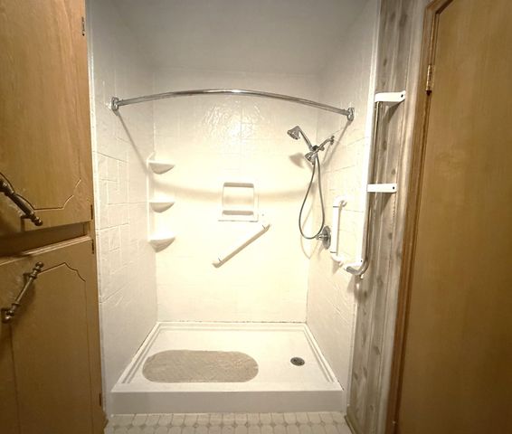 5018 Bayouside Dr, Chauvin, LA 70344