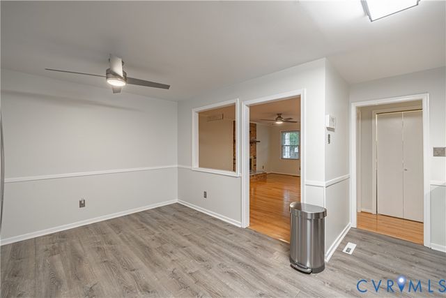 112 Sherwood Dr, Colonial Heights, VA 23834